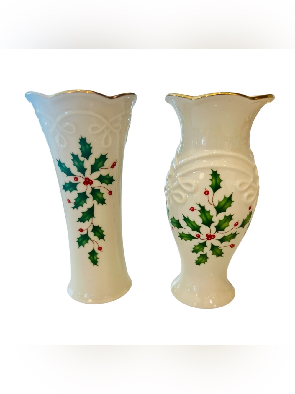 Lenox Holiday Bud Vases Set of 2 Holly Berry Gold Trim Porcelain 5” USA